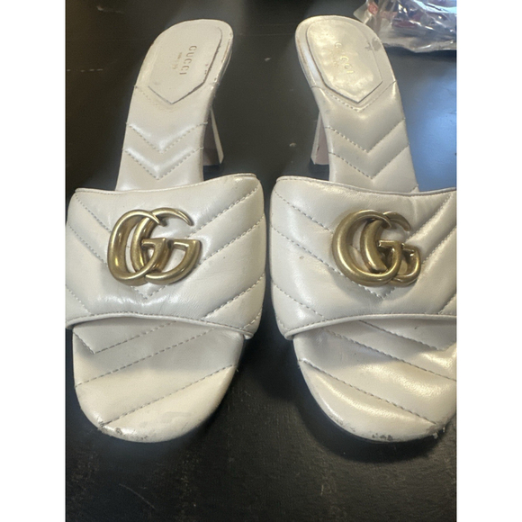 Gucci Marmont GG Quilted Leather Chevron Sandals Slides flesh/gold GG Size 39 - Picture 1 of 4